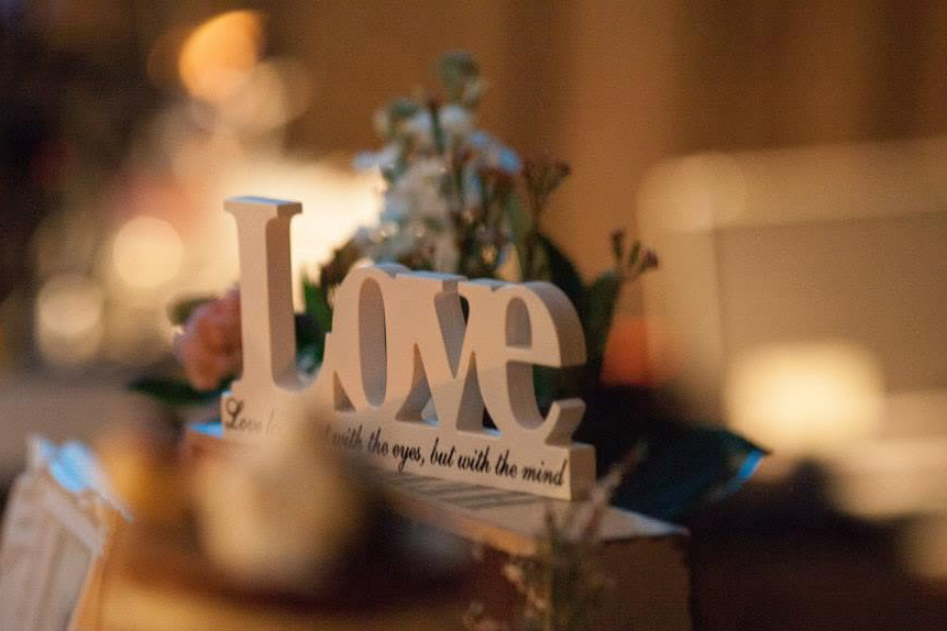 wedding photo details